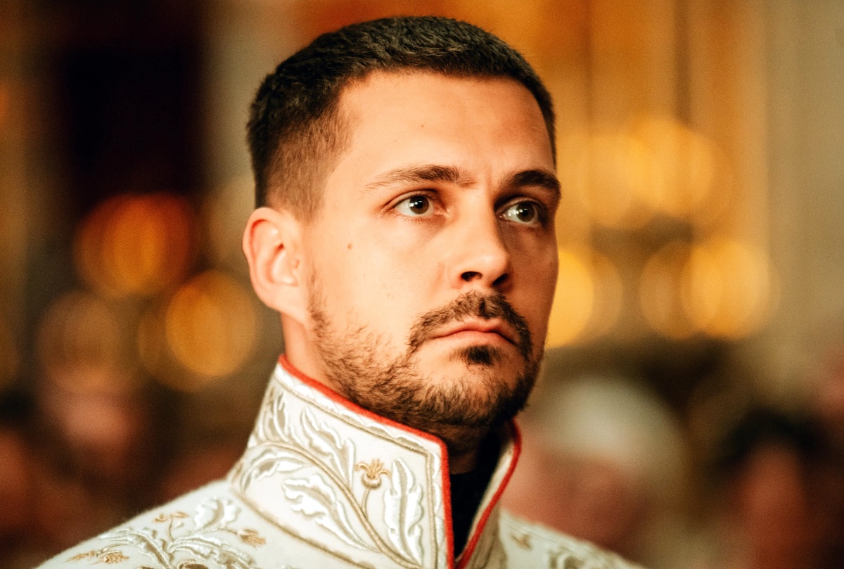 Yellow, Black and White 