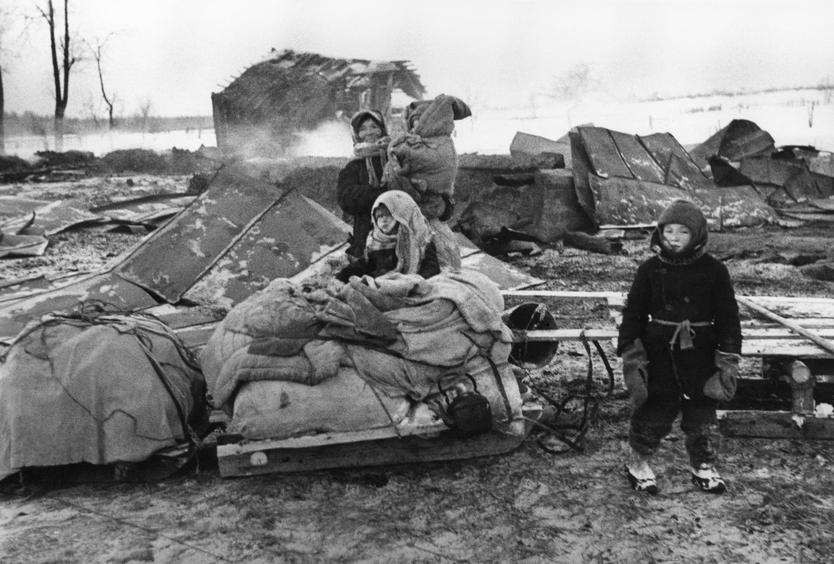    Дети наравне со взрослыми испытали на себе самые страшные тяготы войны