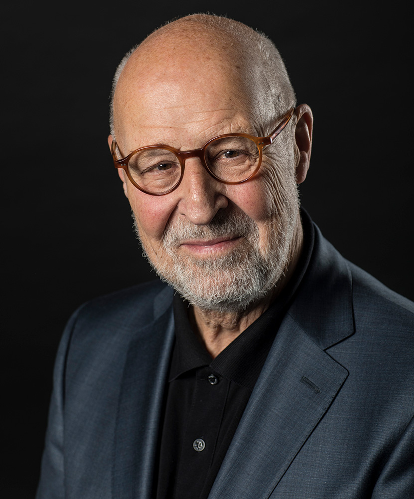 Вильгельм фон Штернбург (род. 24 октября 1939)