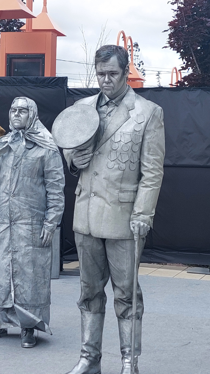 спектакль «Я выбираю помнить» реж. П.Бузук. Фото автора 22.06.2025