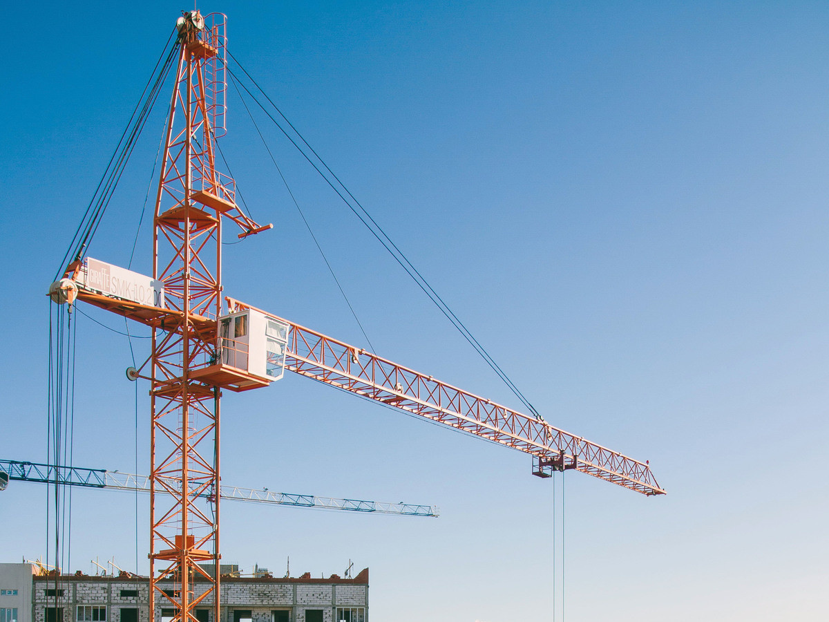 Башенный кран - король строек!