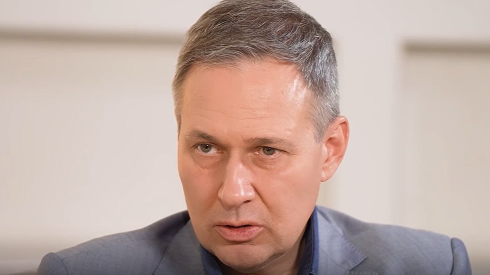 «Знаю, кто и как это сделает»: экс-разведчик Артамонов назвал атаку на Иран репетицией уничтожения России