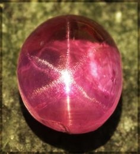Звёздный (звёздчатый) рубин