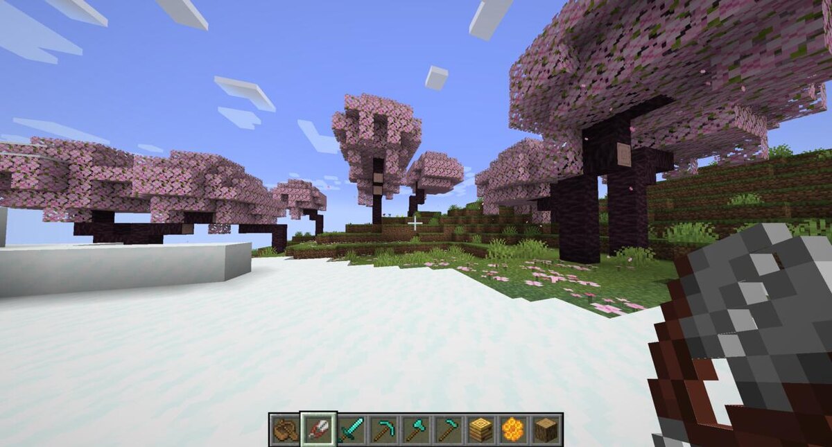 
Цветущие вишневые деревья — редкая находка в Minecraft.
