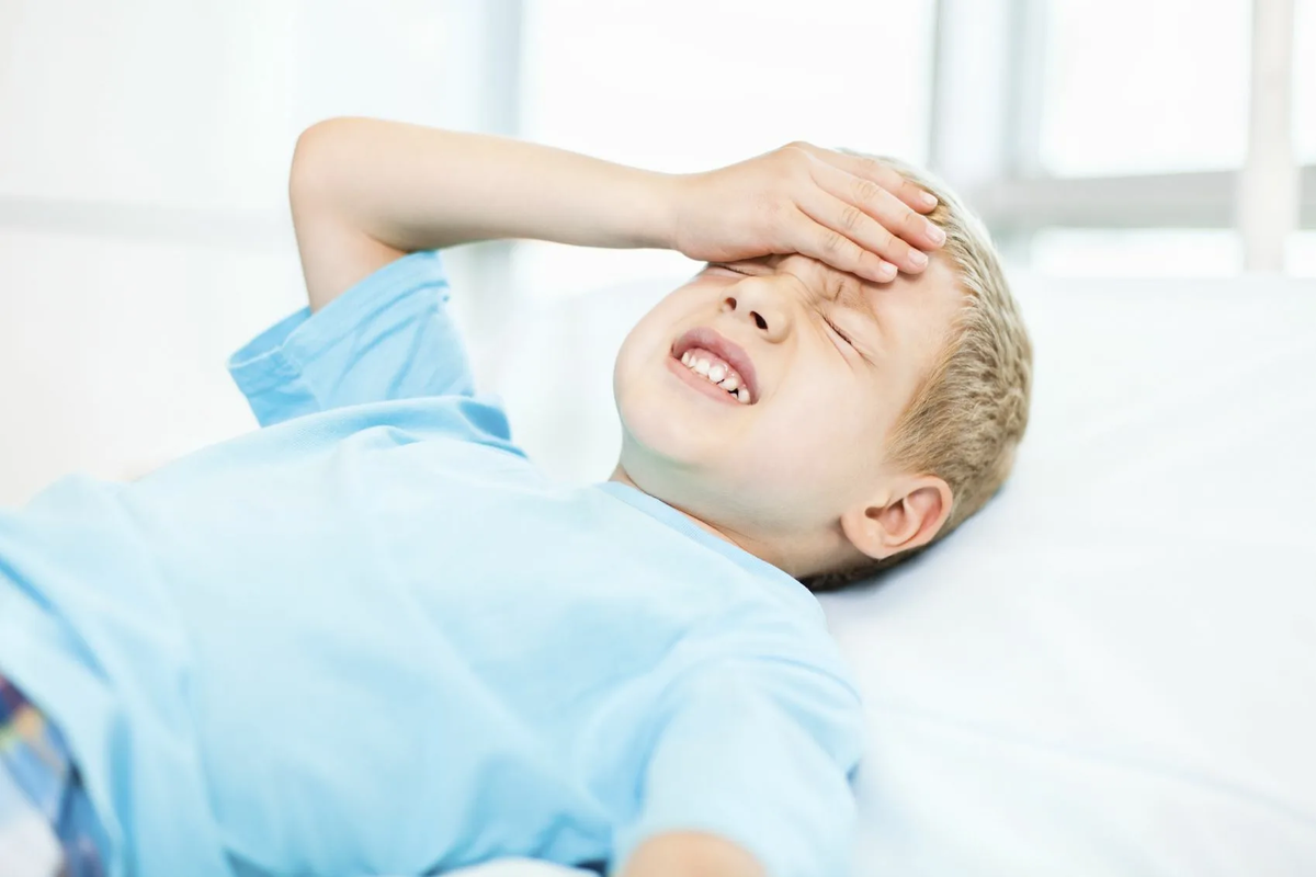 Immediate Sickle Cell Pain: Crucial Action for a 4-Year-Old