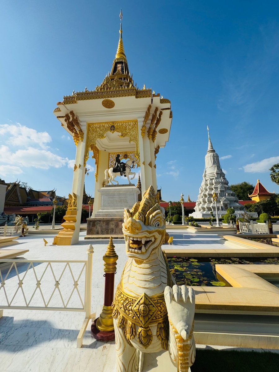 Территория Королевского дворца, Камбоджа