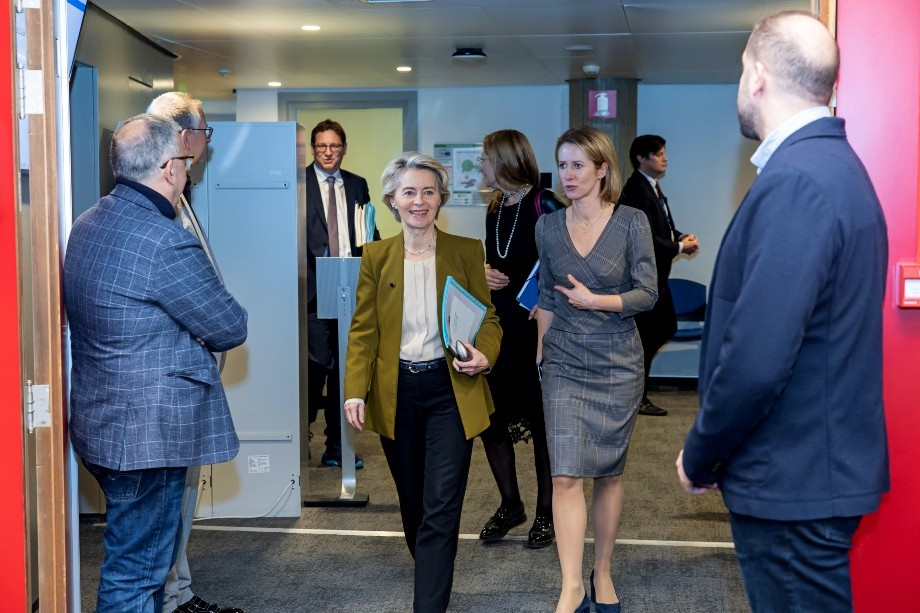 Председатель Еврокомиссии Урсула фон дер Ляйен и верховный представитель ЕС по иностранным делам и политике безопасности и вице-президент Еврокомиссии Кая Каллас (слева направо). | Фото: European Union, 2025/CC BY 4.0
