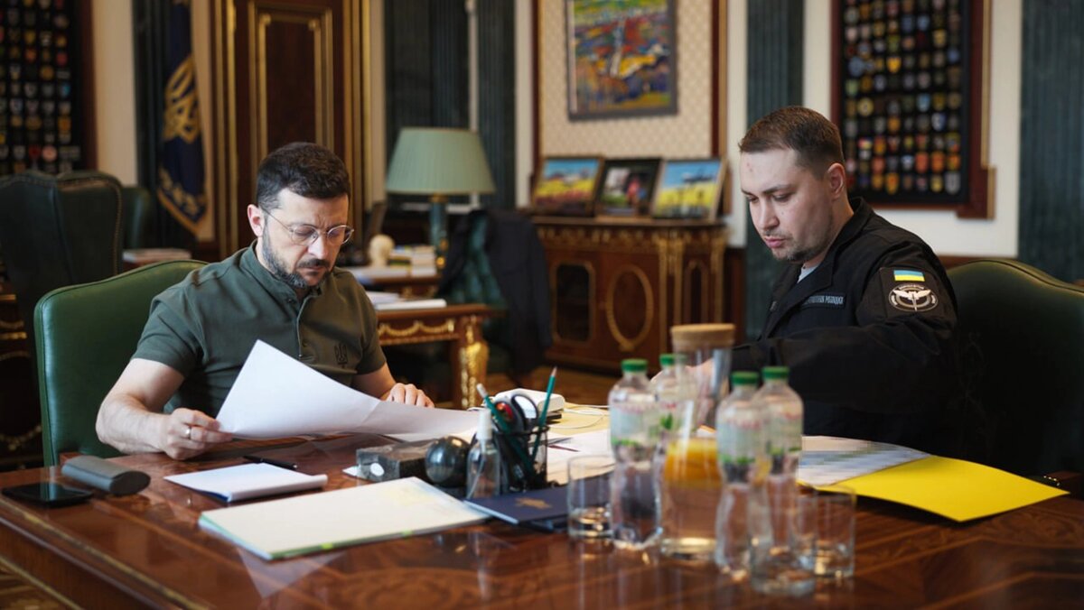   @V_Zelenskiy_official / Telegram- Владимир Зеленский и Кирилл Буданов