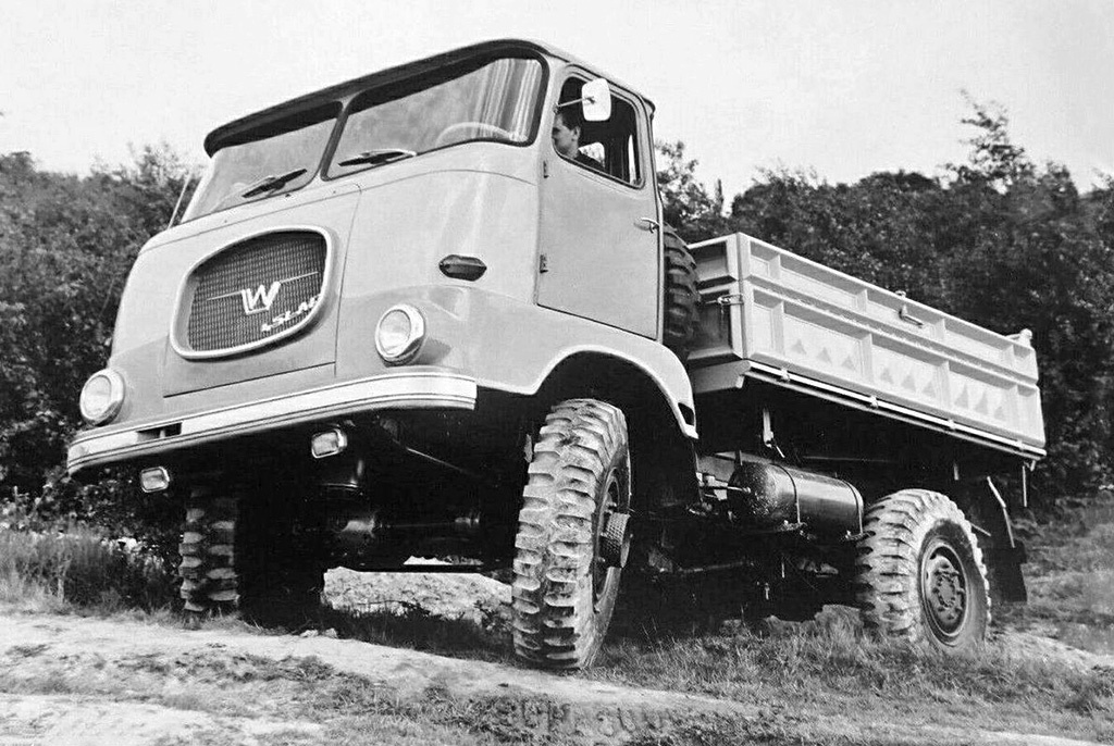 W45
