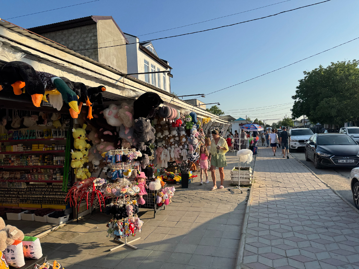 Улица Красная в Кучугурах... Фото автора