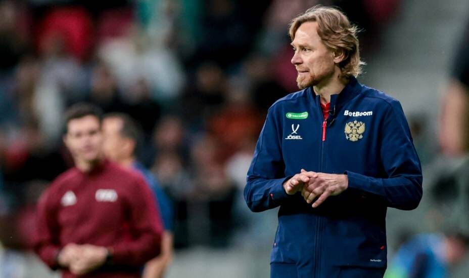     Главный тренер сборной России Валерий Карпин возглавил «Динамо» и начал нападки на «Зенит». Фото: РФС