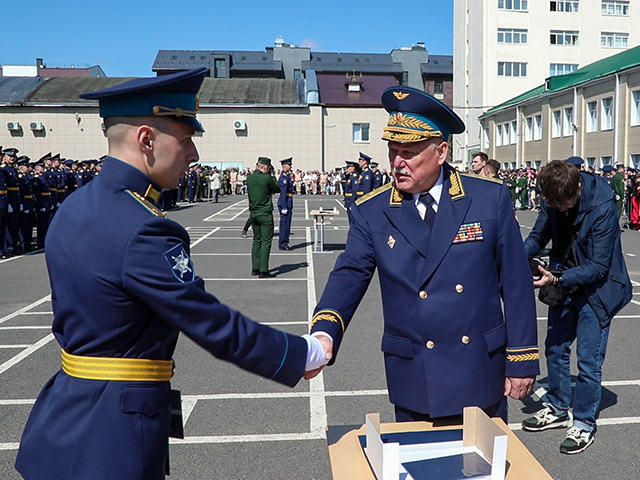 300 молодых лейтенантов выпустила Твери Военная академия ВКО им. Г.К. Жукова
