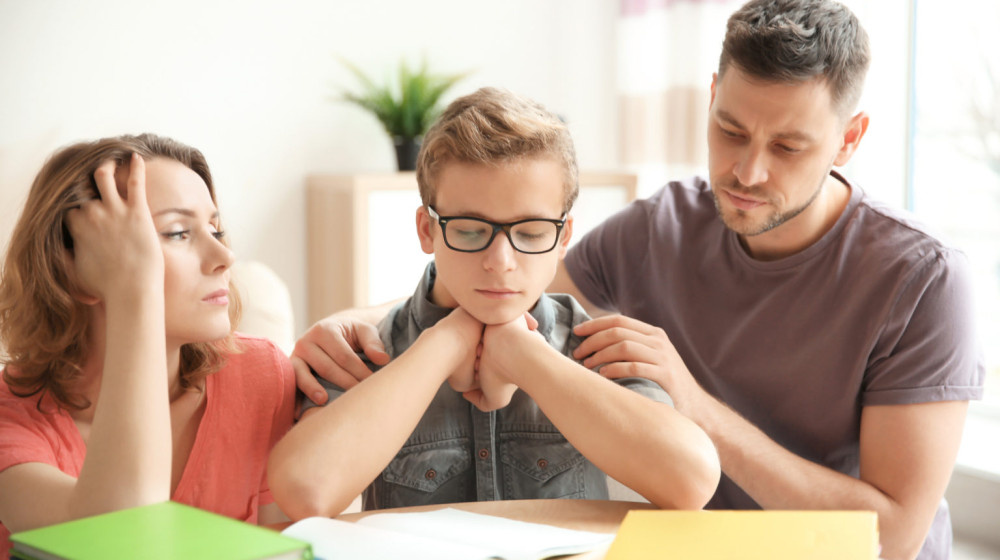    Тюрьма или забота? Понимание подросткового восприятия родительских правил