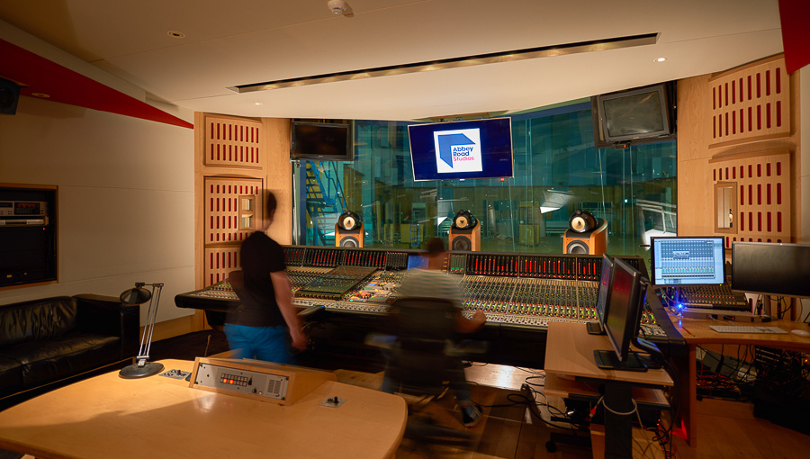 Осознание того, что профессиональная студия - это и оборудование, и особая атмосфера - пришло не сразу (Источник: abbeyroad.com)