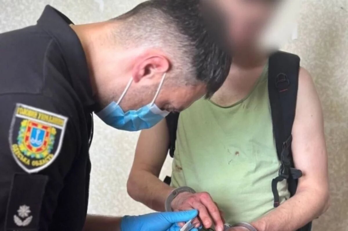    Сосед изнасиловал семилетнюю девочку и спрятал ее тело в коробку в Одессе