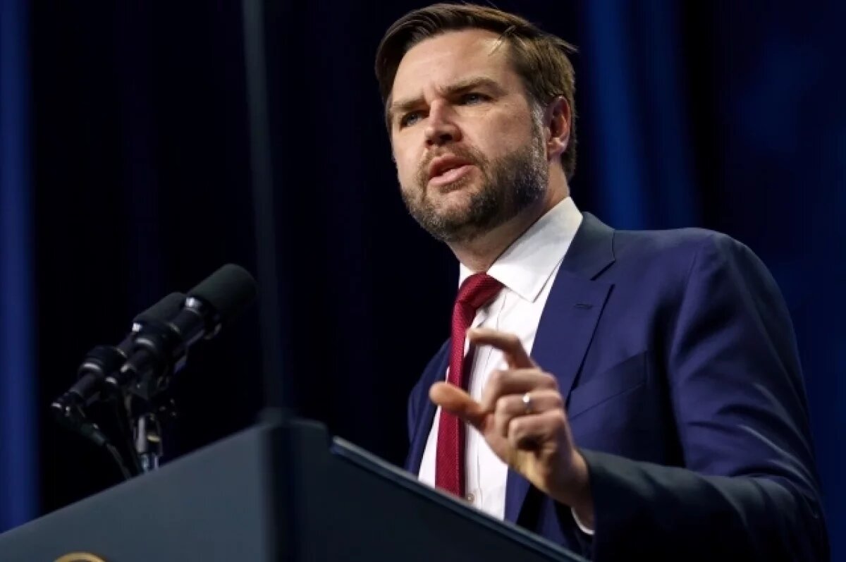    Вэнс призвал Иран отказаться от ядерных амбиций ради отношений с США