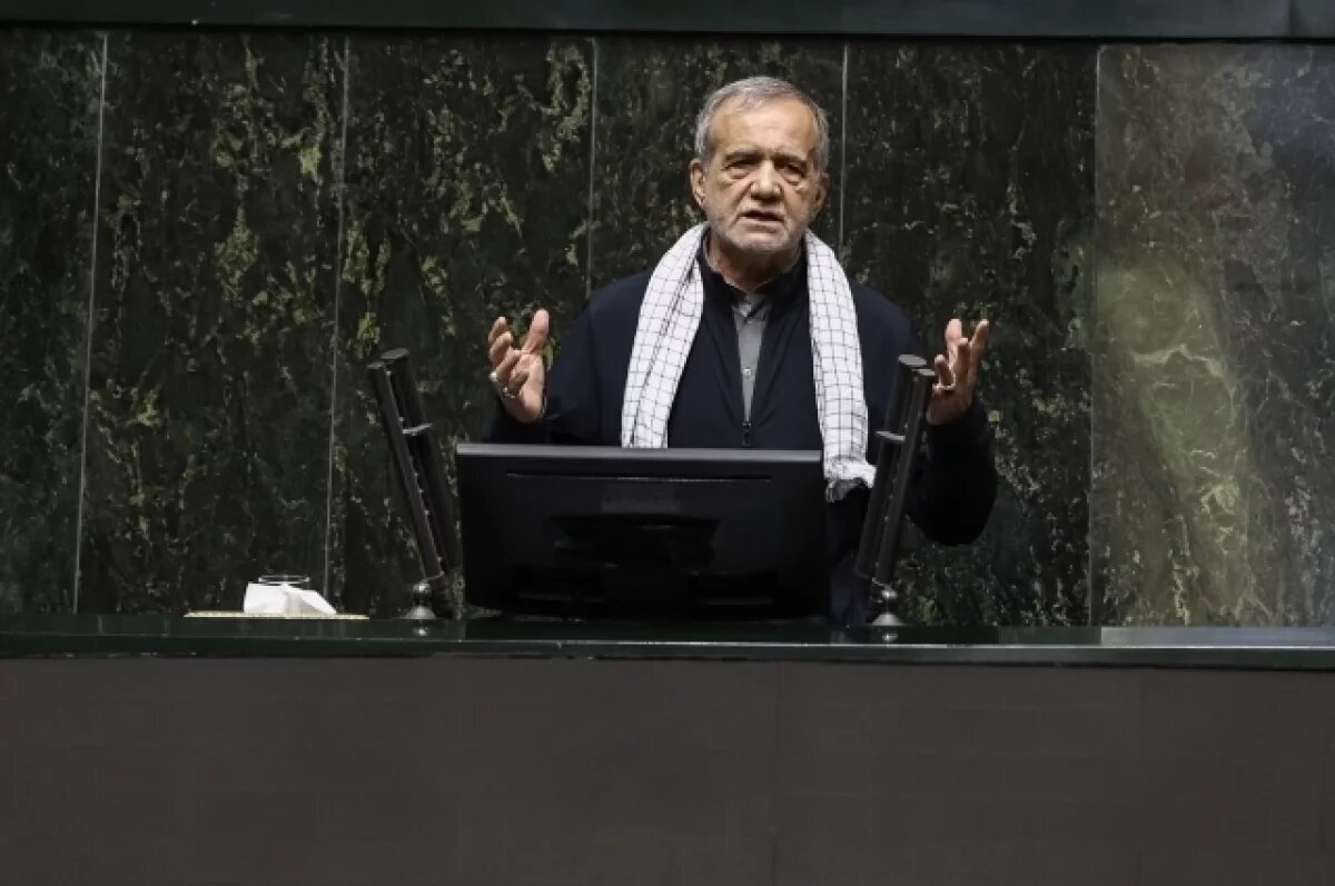    Пезешкиан заявил, что США должны получить ответ за удары по Ирану