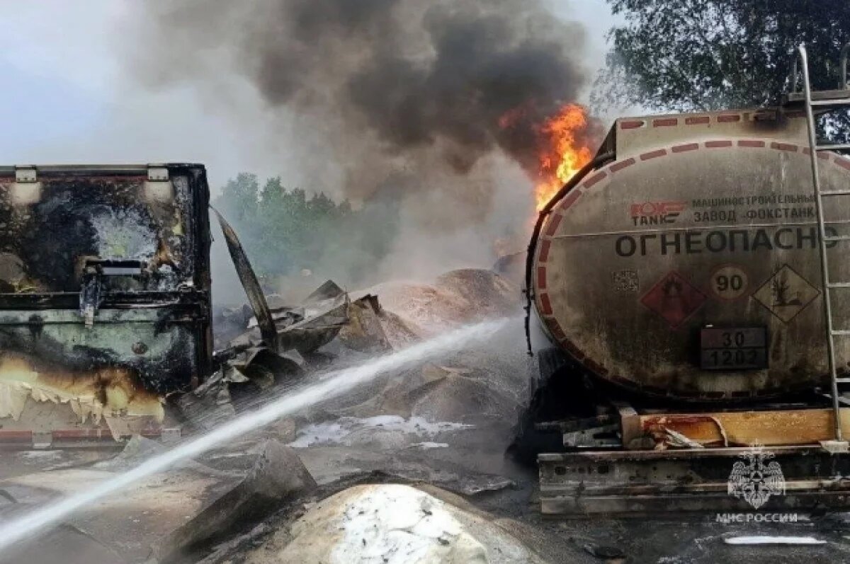    В массовом ДТП с возгоранием грузовиков под Юрюзанью погиб один человек
