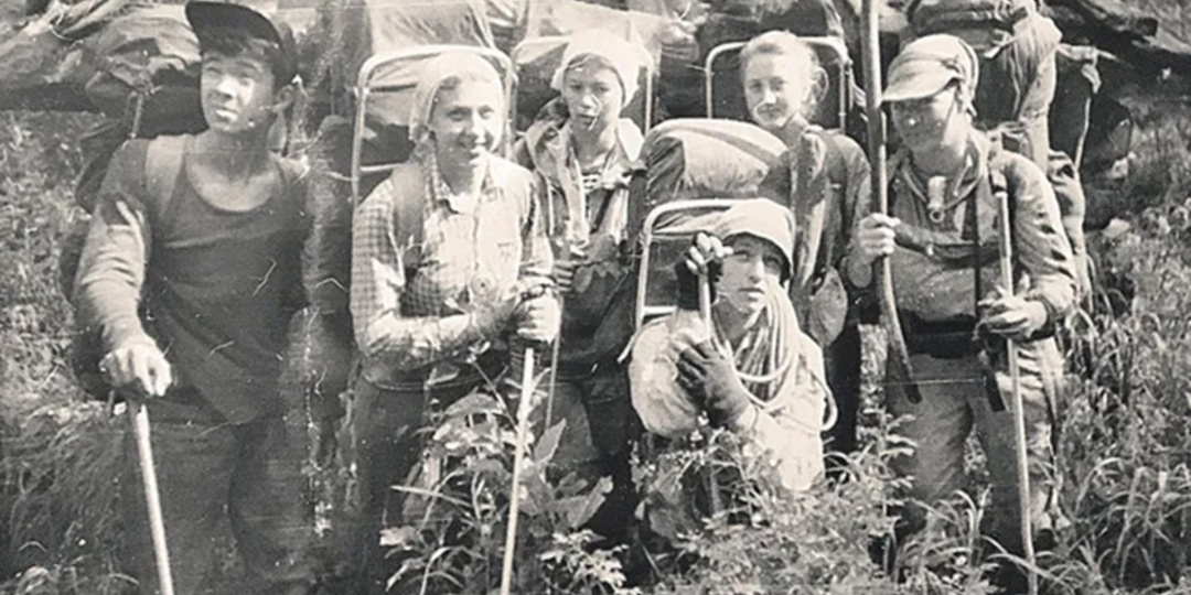 Туристы сошли с ума за несколько минут. Единственная выжившая молчит уже 30 лет. Какую тайну скрывают горы Бурятии?