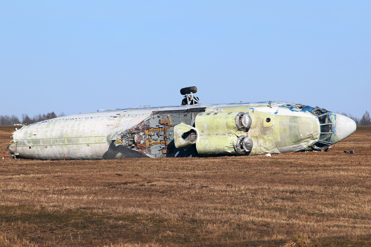 Ми-26Т EW-232TF, Белорус, Витебск, 11 апреля 2018 года. Фотография © Александр Жуков