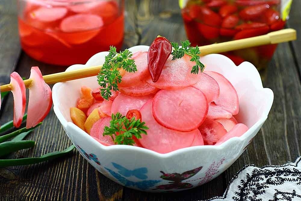 Фото: Рецепт маринованного редиса  menunedeli.ru