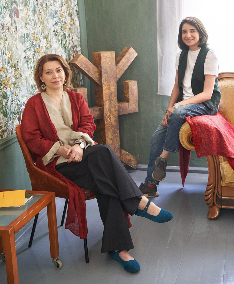 Нигяр Рзаева и Вюсаля Агаразиева