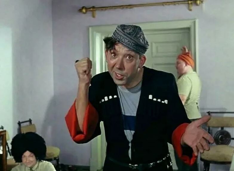 Все мы хорошо знаем эту песню. Источник фото: ЯндексКартинки.