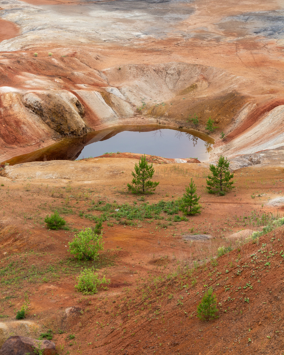 Уральский Марс (Богдановичские глиняные карьеры)