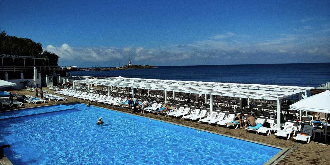 Отзыв об отеле Мореми в Сукко, под Анапой. Маленькая Турция или как? Впечатления от отдыха в мае 2025