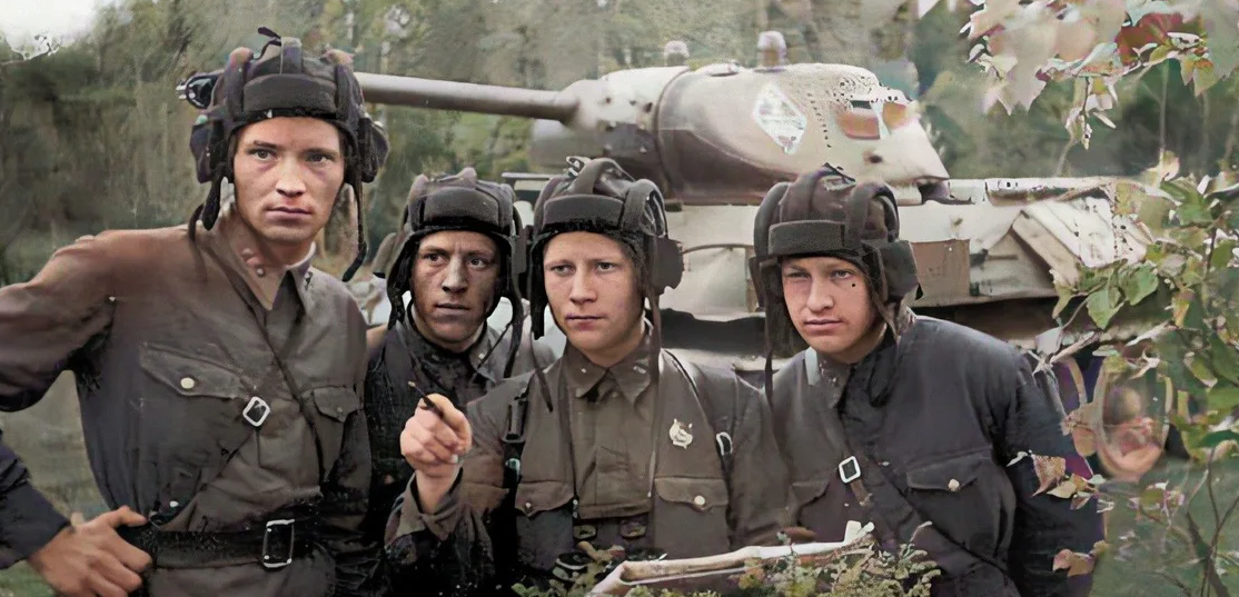 Фото из открытых источников.  Примерно так, мой дедушка тогда и выглядел. 