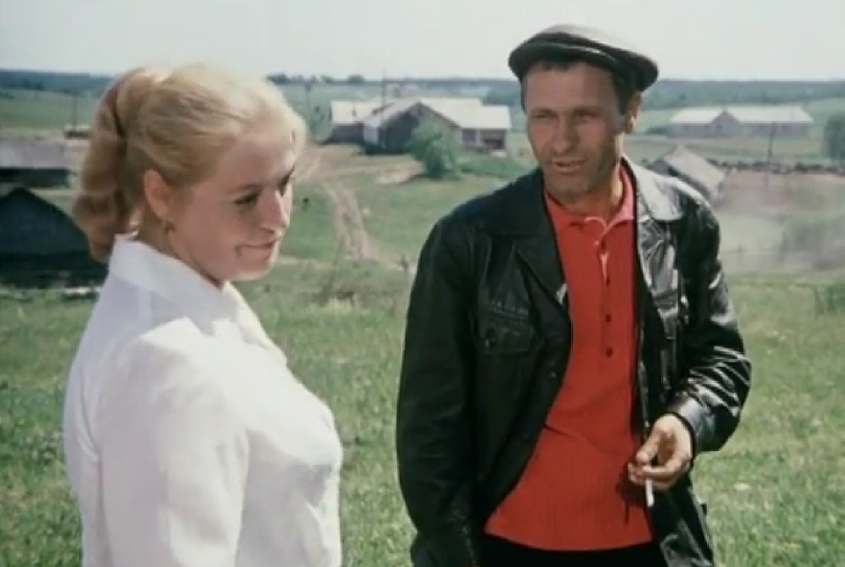 - Так уж и не пьющий, или цену себе набиваешь? Кадр из фильма "Калина Красная"