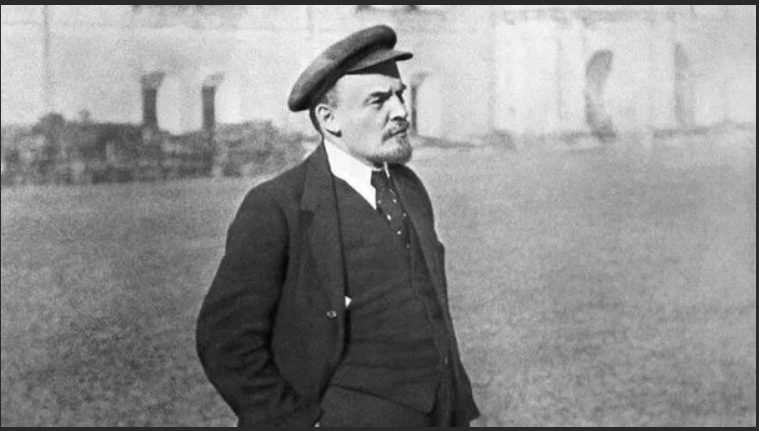 Ленин Владимир Ильич (22 апреля 1870 — 21 января 1924). Биография