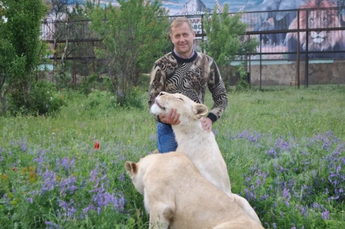    Олег Зубков.