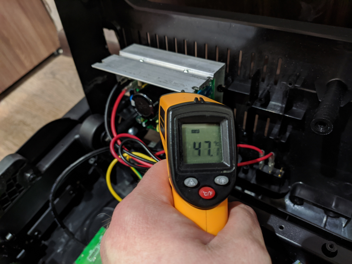 Здесь виден размер электролита внутри дорожки