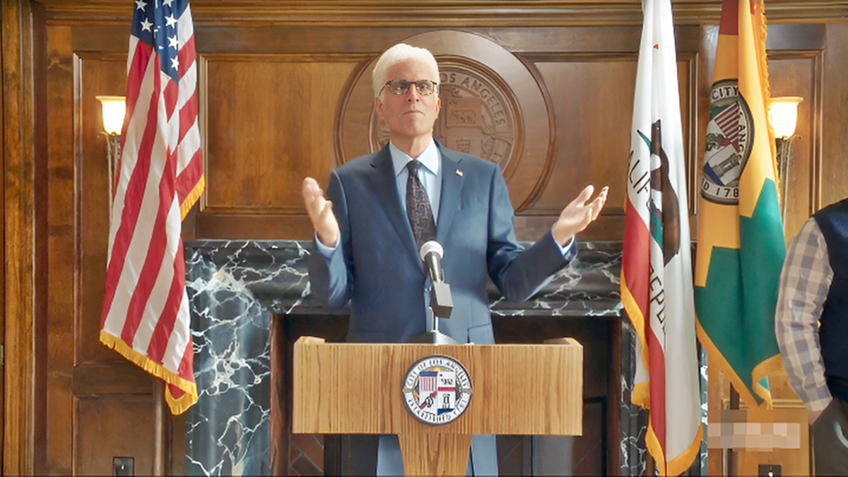 Тед Дэнсон в сериале "Мистер Мэр" (США)