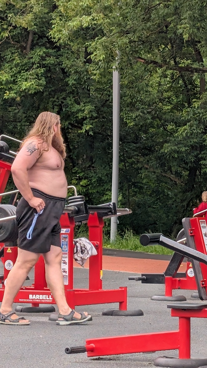 Одноногий «культурист»