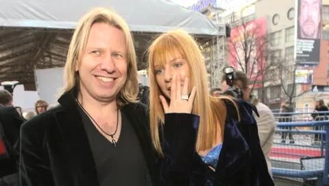 Наталья подчёркивает, что отношения с Дробышем были деловые и ничего личного