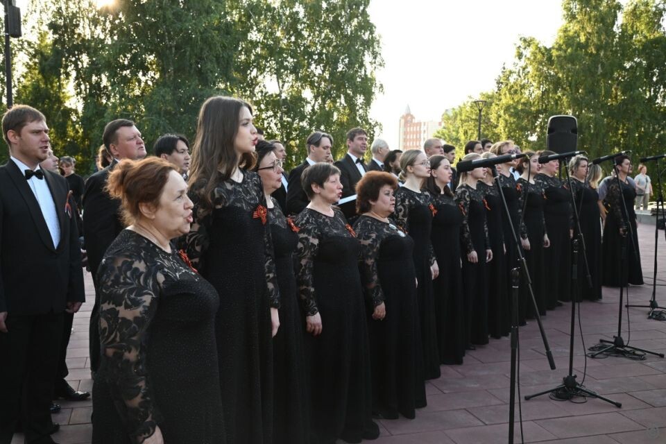    Концерт-реквием ко Дню памяти и скорби, Барнаул. Источник: Михаил Полубедов