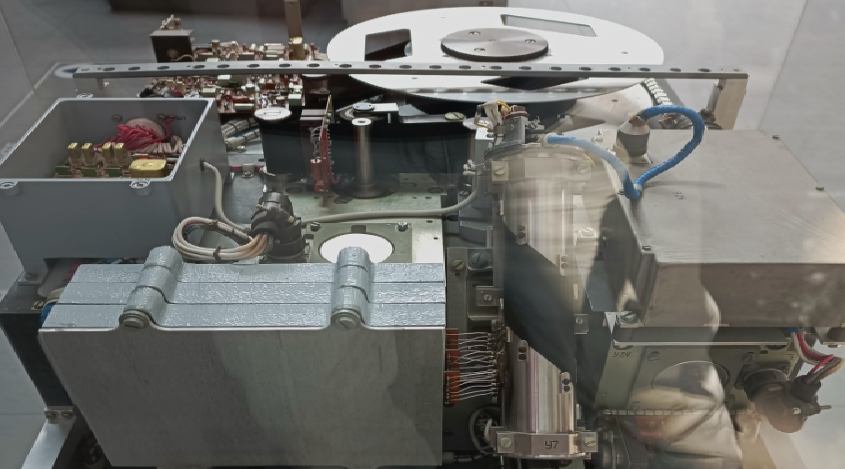 космический магнитофон (Фото Компанец Д.А.)