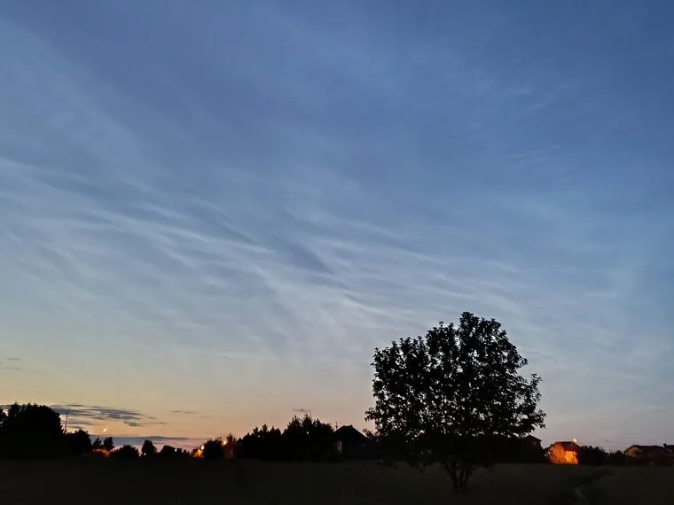 Серебристые облака наблюдали над Пермью
Фото: Астроклуб «Телескоп»