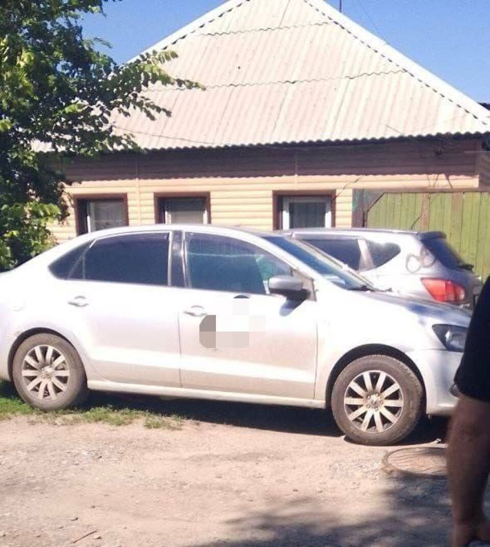    Разрисованная машина. Источник: vk.com/overhear_brn22