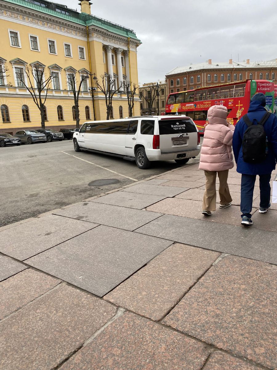 Улицы в Санкт-Петербурге. Фото из личного архива 