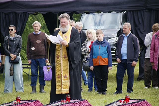 В Ржеве прошла церемония перезахоронения останков защитников Родины 