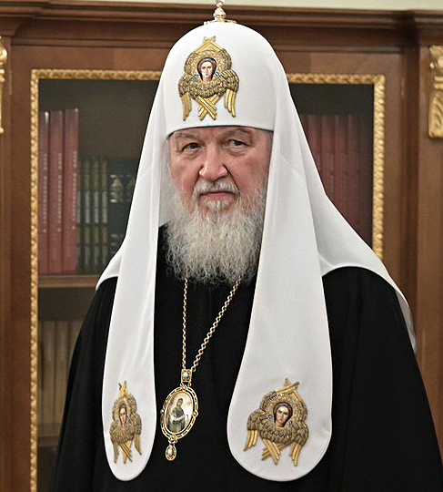 Патриарх Кирилл: человек не должен оставаться безразличным к бедности других. Нравственное интервью в мире золотых куполов