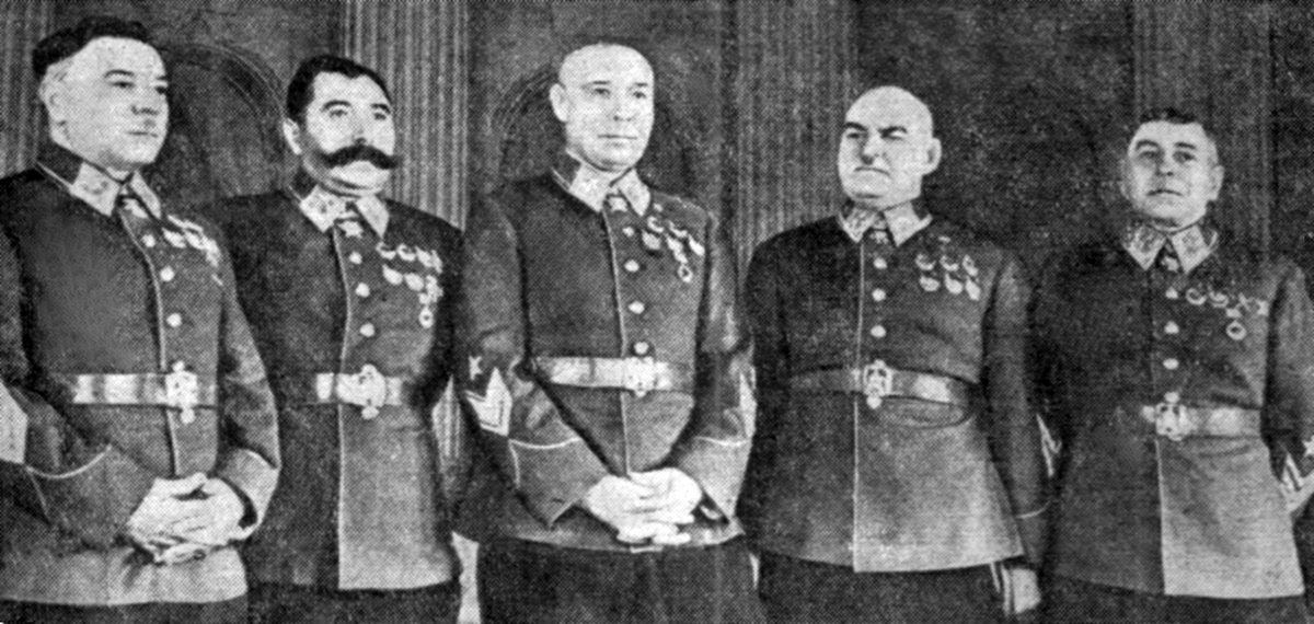 От красной кавалерии до высших военных кабинетов Кремля