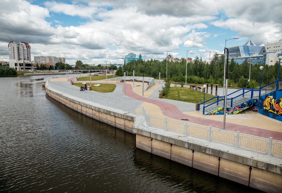    Краски, газоны и театр: чем удивит обновленная набережная перед СурГУ