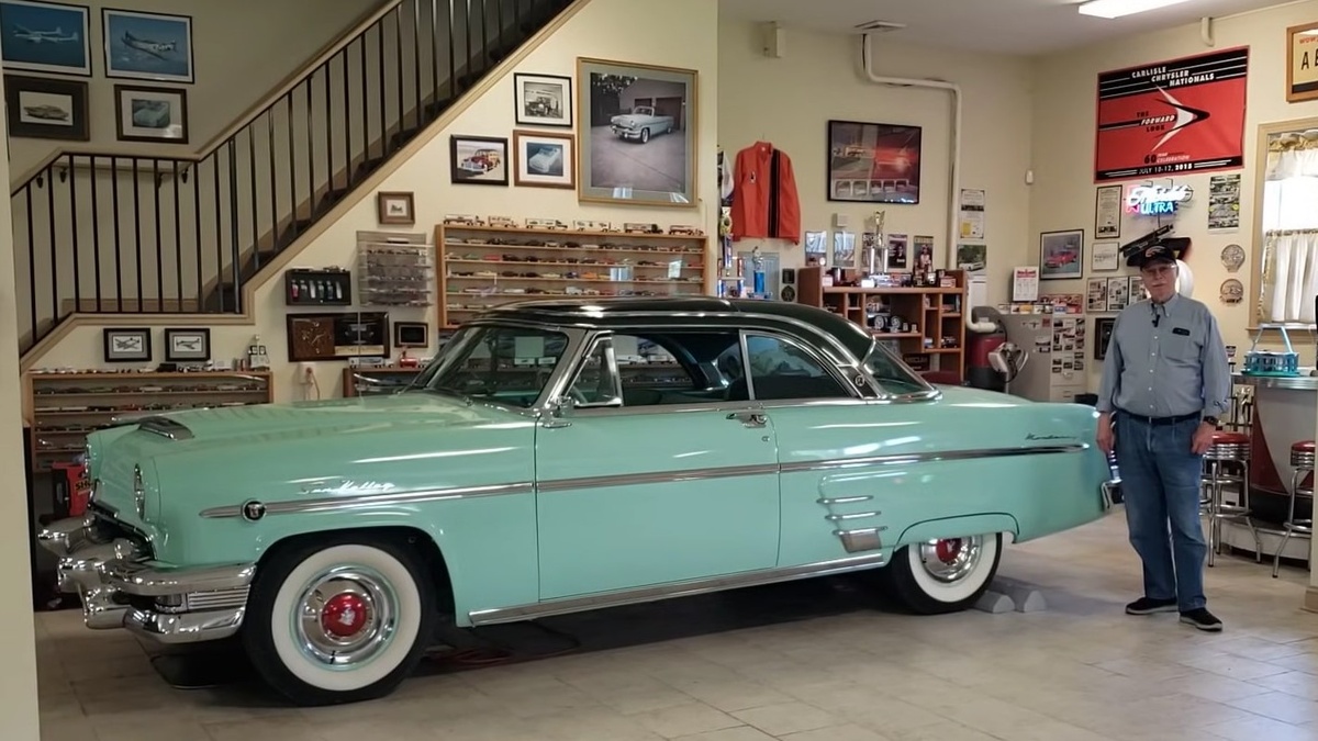 Mercury Sun Valley 1954