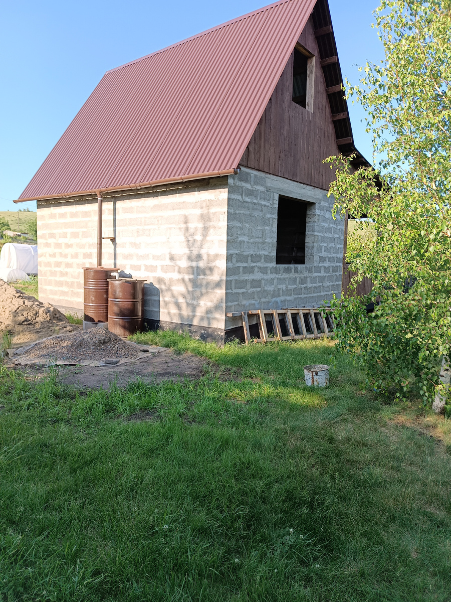 Дачый домик в процессе строительства