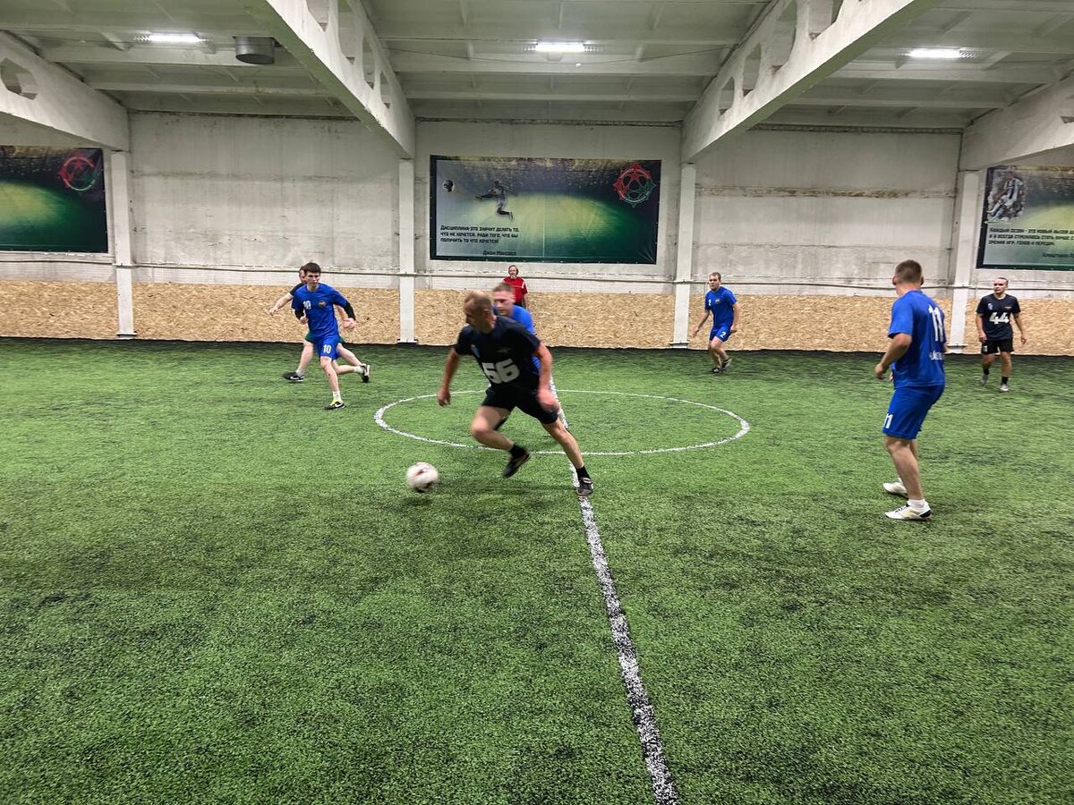    Товарищеский матч по футболу в Чайковском в честь полковника милиции Чепкасова