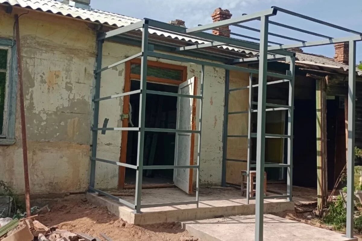    ФАП в куньинской деревне Борок капитально ремонтируют по нацпроекту